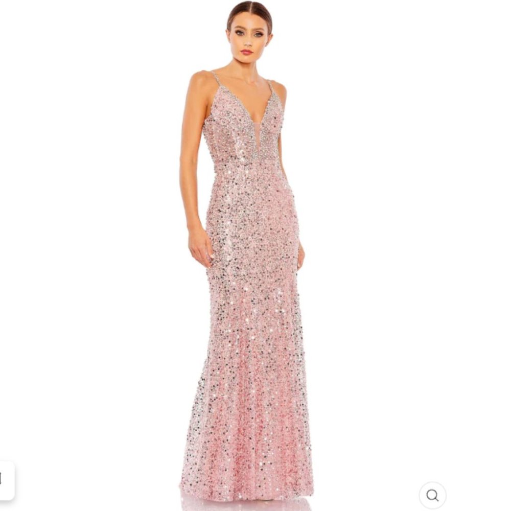 EMBELLISHED PLUNGE NECK SLEEVELESS TRUMPET GOWN Size 8 COLOR—Rose New With Tags